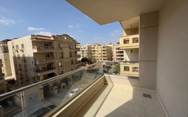 CK 1108 Spacious 2BR Apt 2BA Near Airport