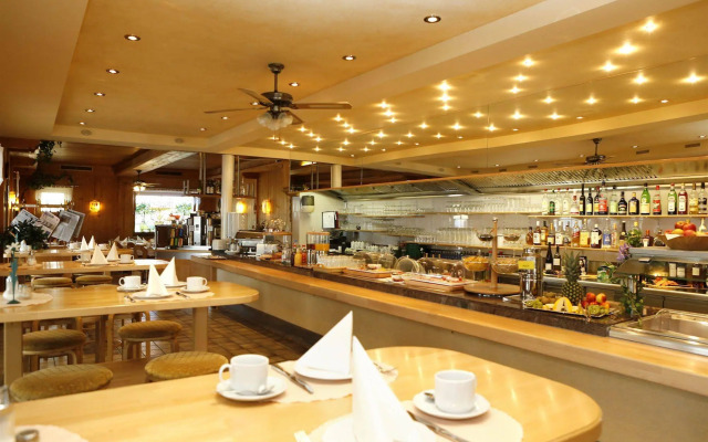 Airport-Hotel Fortuna