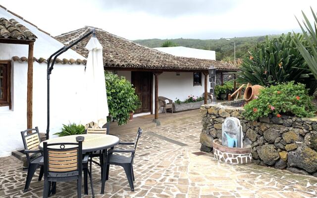 Casas La Paredita