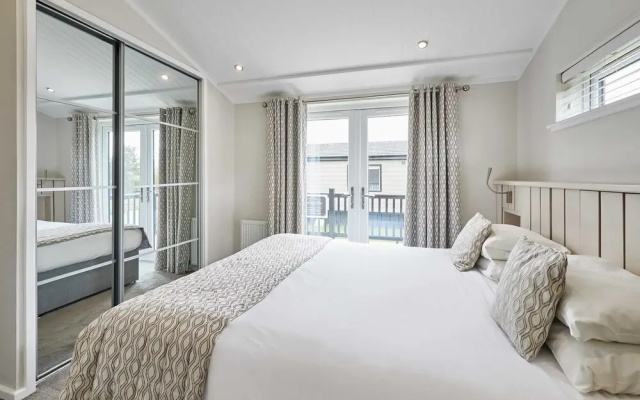 Host Stay Captain Cook Lodge