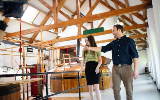 Glenora Inn & Distillery