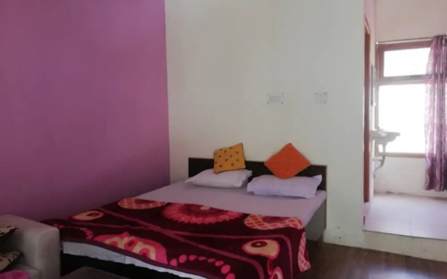 Goroomgo Utsav Palace Uttarkashi