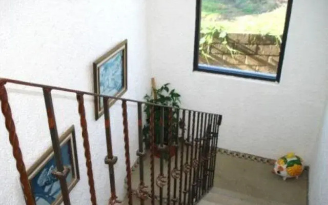 Casa Amarilla