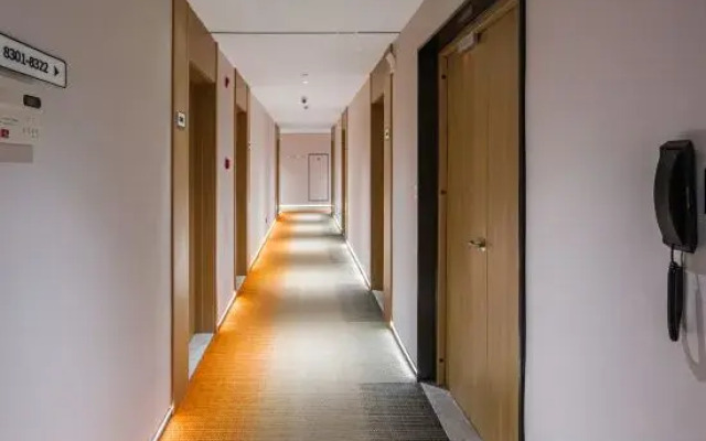 Ni Hao Hotel (Xinxiang Zhiye Jishu Xueyuan Pingyuanhu Campus)