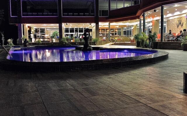 Iris Hotel Ressort Space et Resort in Dakar, Senegal from 144$, photos, reviews - zenhotels.com