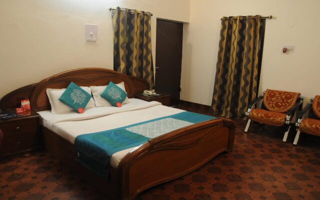 Baseraz by OYO Rooms