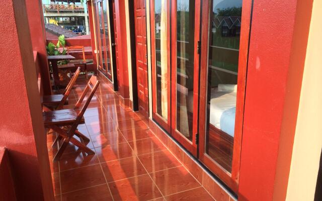 Popular View Guesthouse