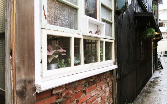 The Old House Chiayi B&B