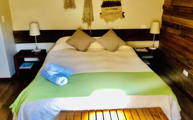 Hotel 381