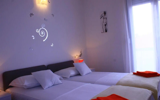 Studio Apartments Buki