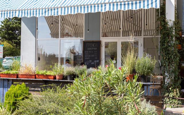 LaMare (ЛаМаре) на улице Депутатская 10