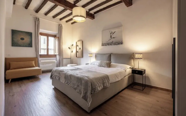 Laurel Apartment by Mmega