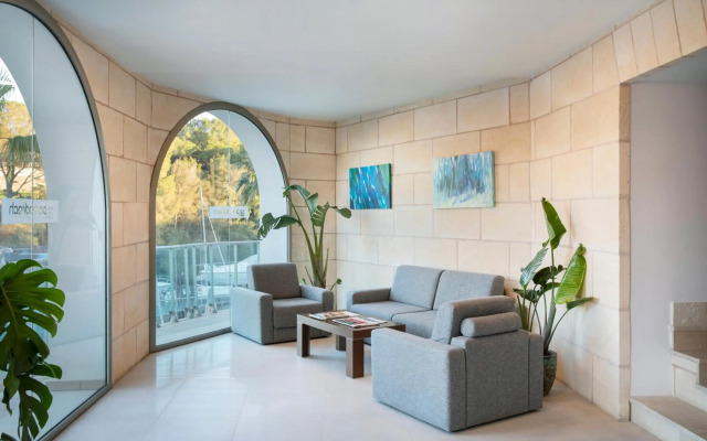 Portodrach Aparthotel & Suites