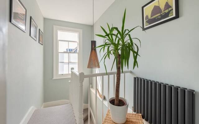 Chic Victorian House near London Bridge