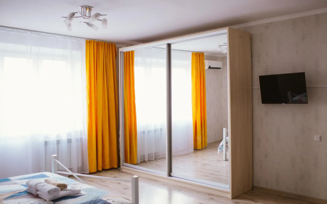 Апартаменты на Краснопольском проспекте 1