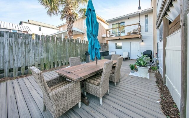 Modern Beach Bungalow