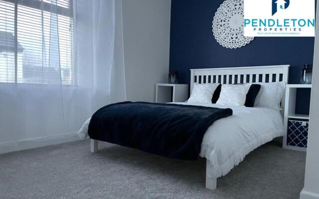 Cosy 2 bed property Contractor and Leisure Stays