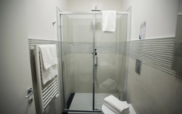 6th Land - Rent Rooms Affittacamere