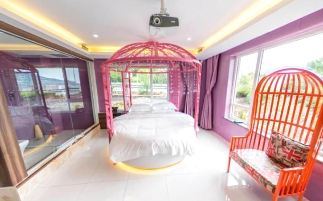 Weihai Gaoshang Movie Art Hotel