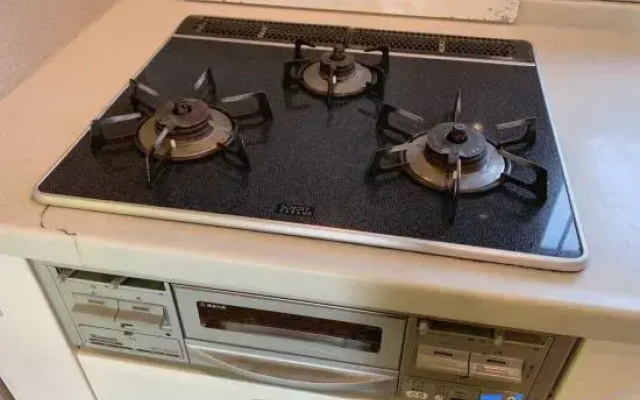 Whole House / 10 ppl/ 3 Parking /Free Wifi!
