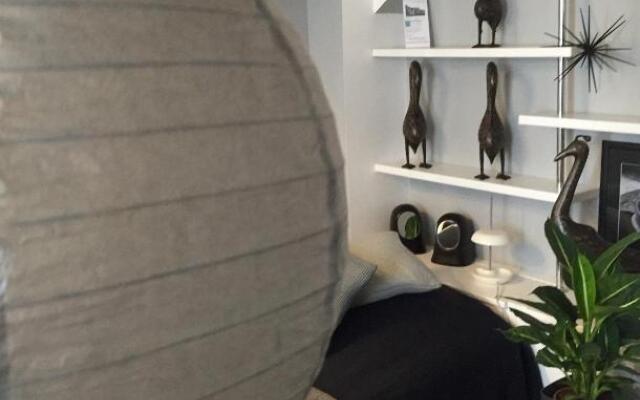 Quai 17 Maison Dhtes