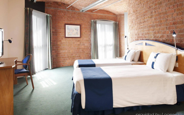 Holiday Inn Express Albert Dock by IHG