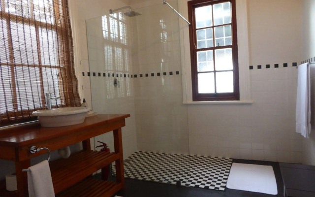 Airlies Guest House