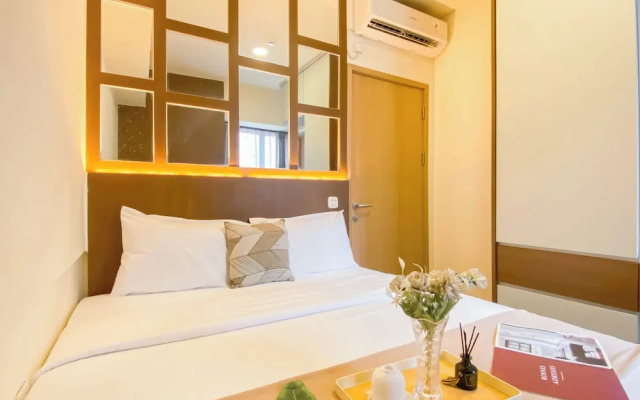 Modern Look And Restful 3Br At Meikarta Apartment