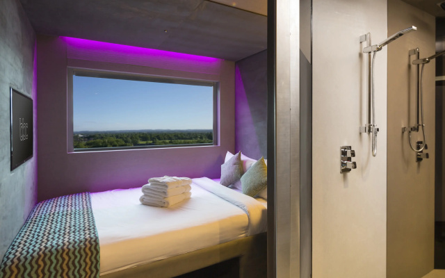 Bloc Hotel London Gatwick Airport
