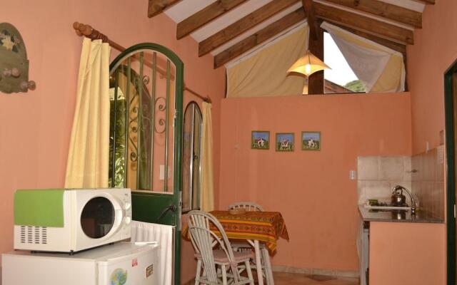 Apart Suites & Cabañas Duendes del Pungo