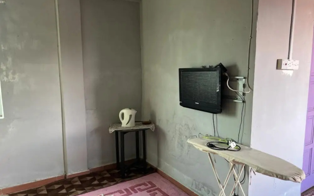 OYO 90797 Napoh Motel