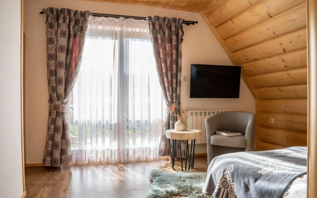 Lux-HOUSE & JACUZZI SAUNA