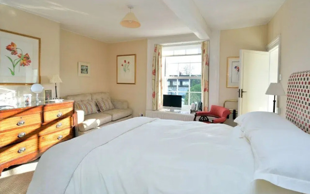 B&B Castleton House