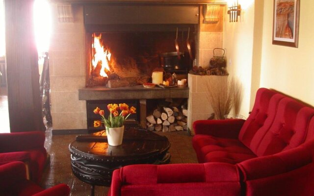 Le Coucou Hotel & Restaurant