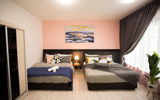 Cozy contemporary homestay @ Suasana suites