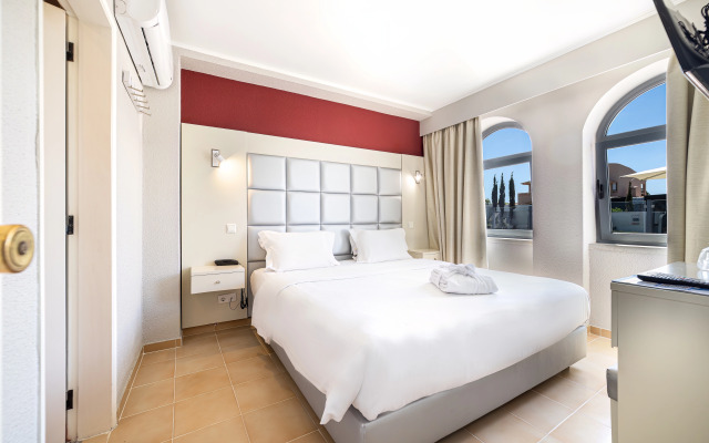 Hotel Santa Eulália Praia