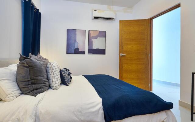 Getaway 1BR-WiFi-AC-View-Gym-BlueMall-YellowKey