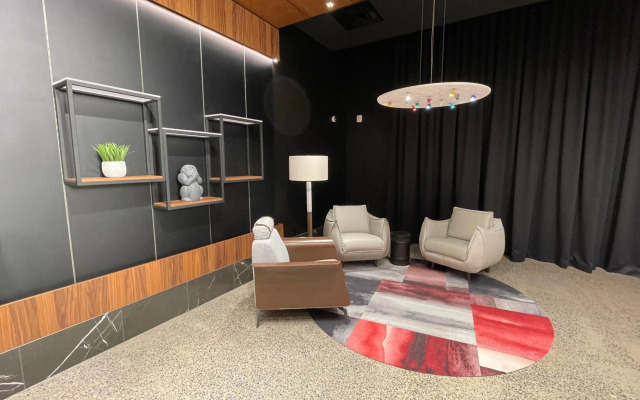 Grand Times Hotel Laval - Centropolis