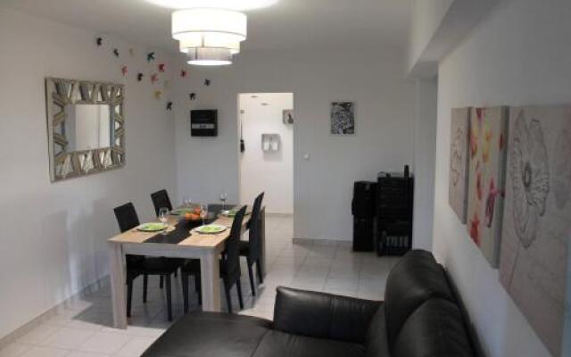 Saladina Apartment