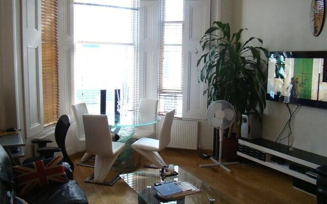 Kensington Rooms  Apartments