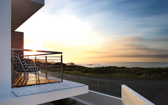 One Marine Drive Boutique Hotel