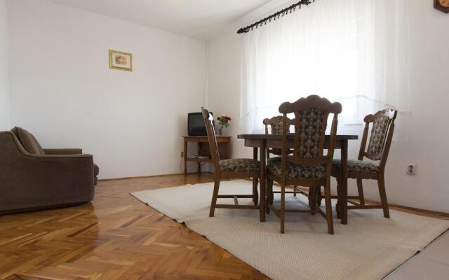 Apartments Zoran - beach 400m