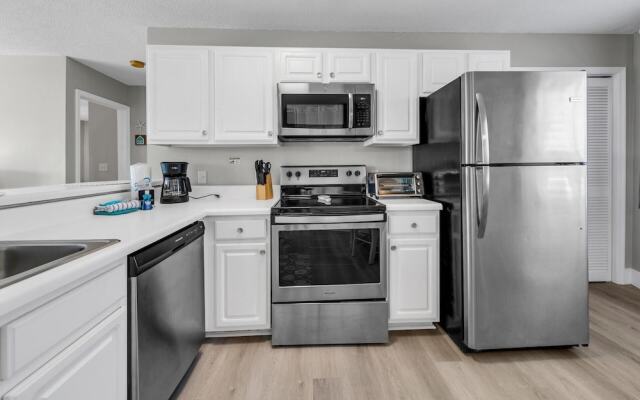 Crystal Village II, Unit 16B