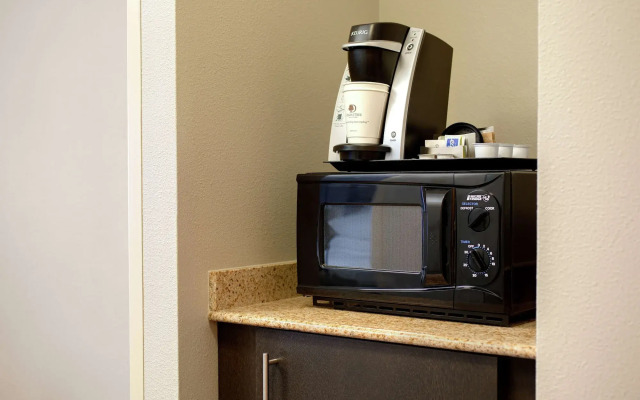 DoubleTree by Hilton Richmond Airport