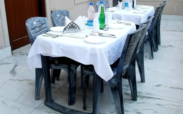 East Inn Hotel