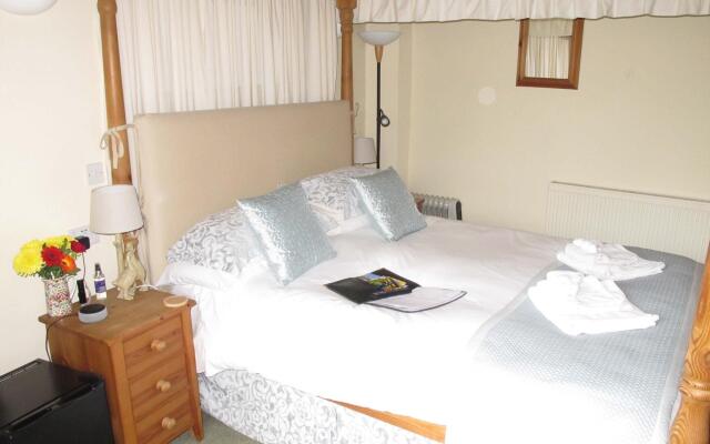 The Guiting Guest House