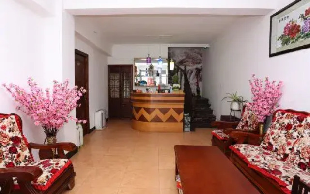 365 Boutique Inn