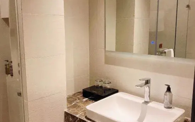 Homeinn Selected Hotel (Chifeng Railway Station Songshan Wanda Plaza)