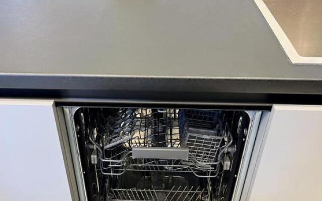 Royal apartment on Gorodotska 33 street