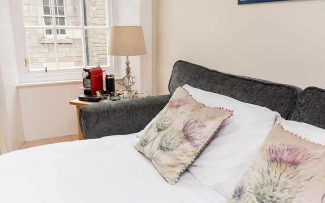 Luxury New Town 1 Bed Apartment